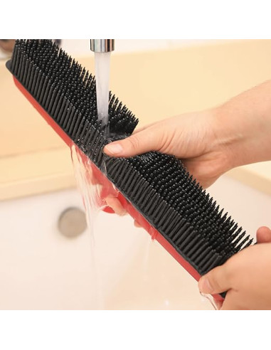 ESCOBA DE GOMA NEGRO/ROJO 32x10x4cm